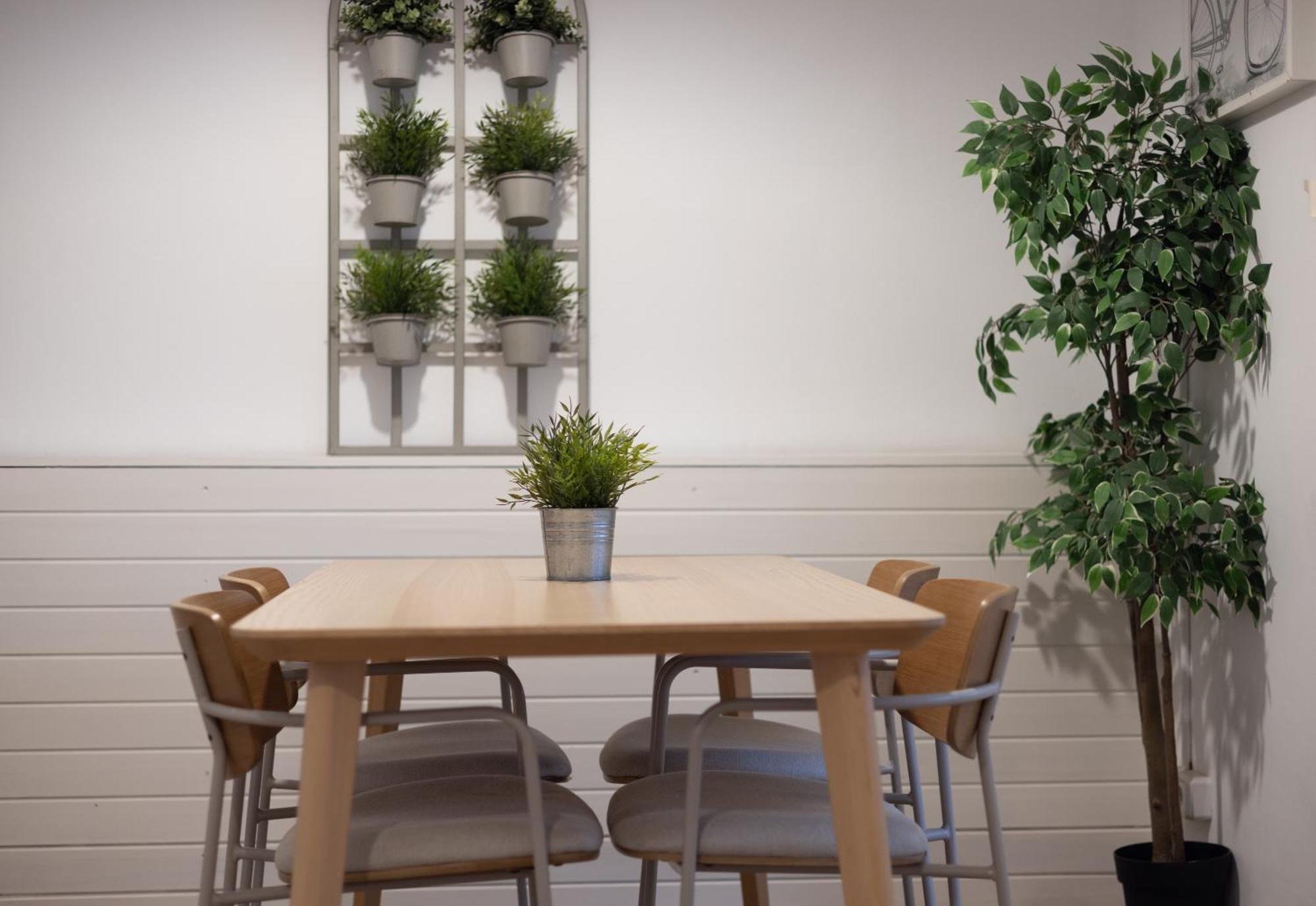 Stay U-Nique Apartments Granados Барселона Екстериор снимка