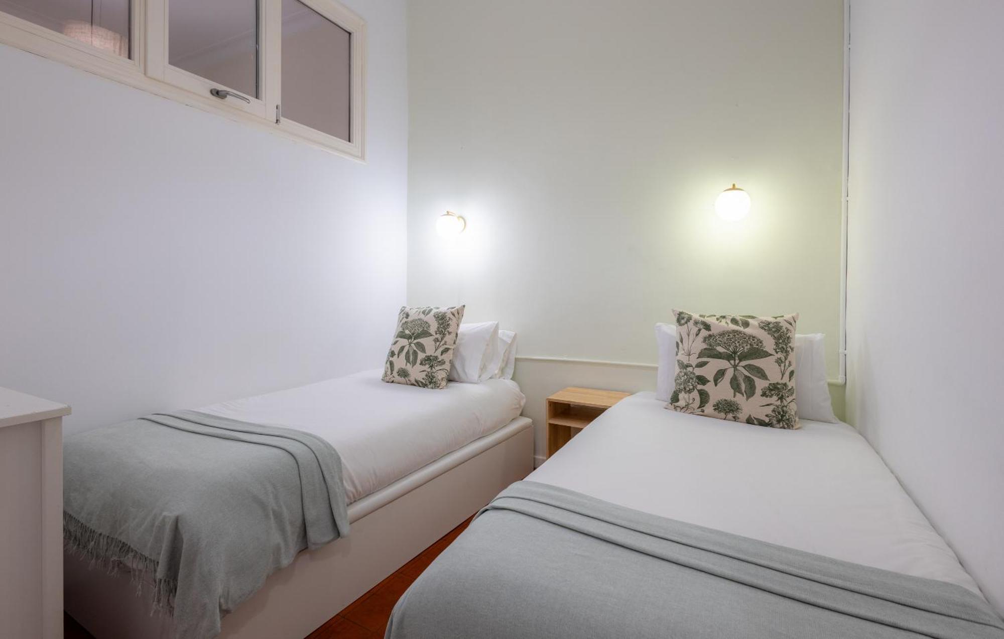 Stay U-Nique Apartments Granados Барселона Екстериор снимка