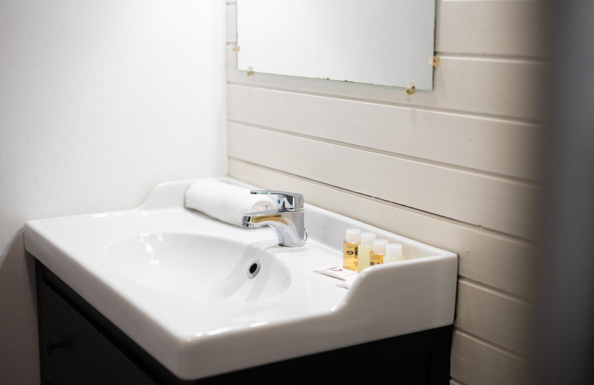 Stay U-Nique Apartments Granados Барселона Екстериор снимка